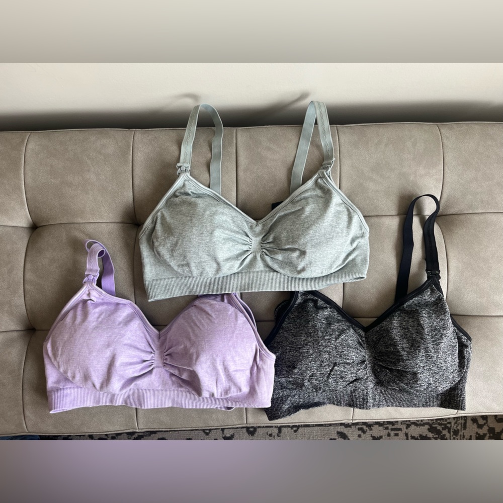 📍 SOLD📍Nursing bra bundle